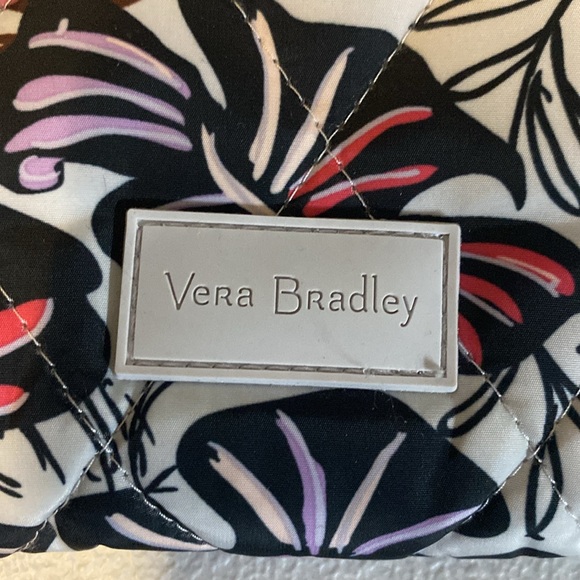 Vera Bradley‎ Ultralight RFID Accordion Wristlet Wallet in Sun Washed Tropical - Picture 2 of 7